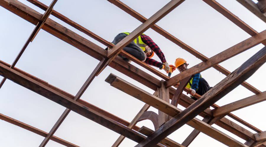 Professional gutter cleaning services in Paola, KS